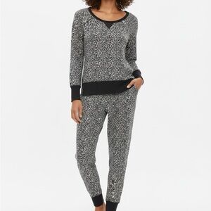 Victoria's Secret Grey Leopard Thermal Pajama Set - Size S
